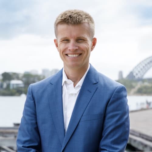 Lloyd Edge - 2020 author portrait